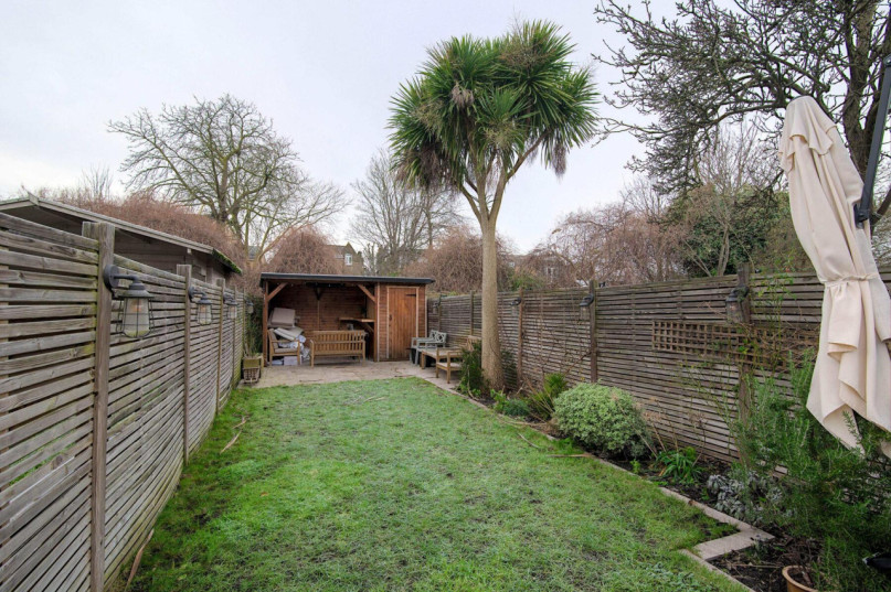 plush74 verzahntes Stadthaus 29