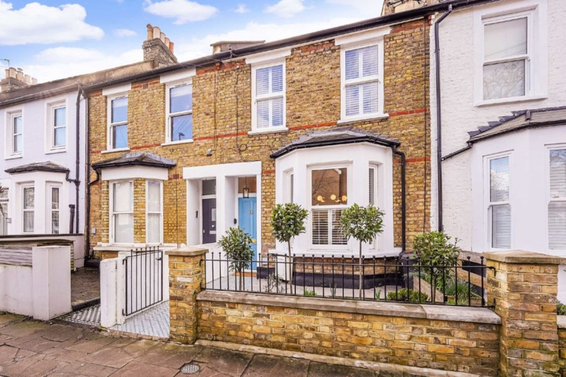 plush74 verzahntes Stadthaus 52