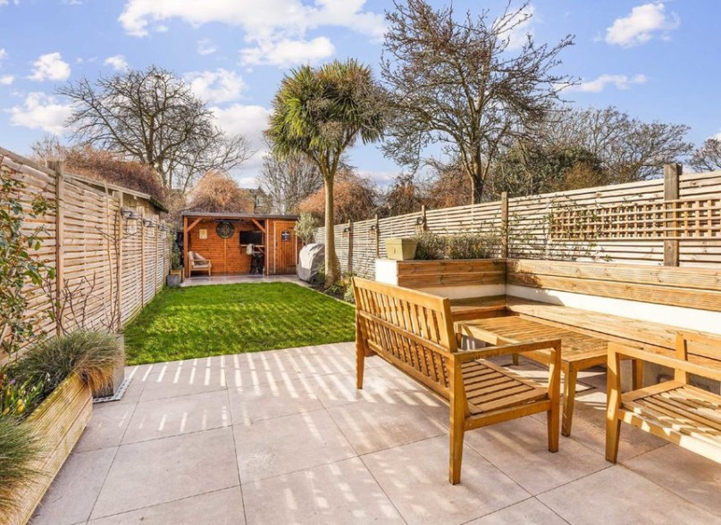 plush74 verzahntes Stadthaus 58