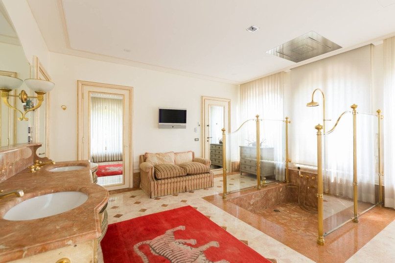 felpa74 toskana lake villa 27