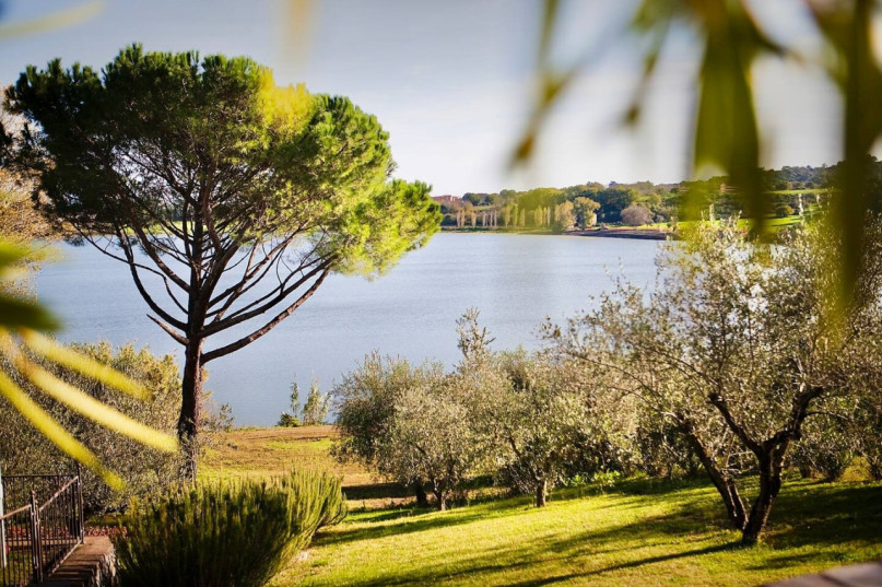 felpa74 toskana lake villa 29