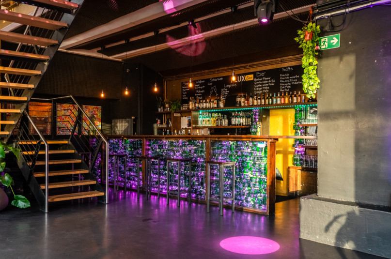 plush74 spazio eventi sul lungomare urbano 28 (1)