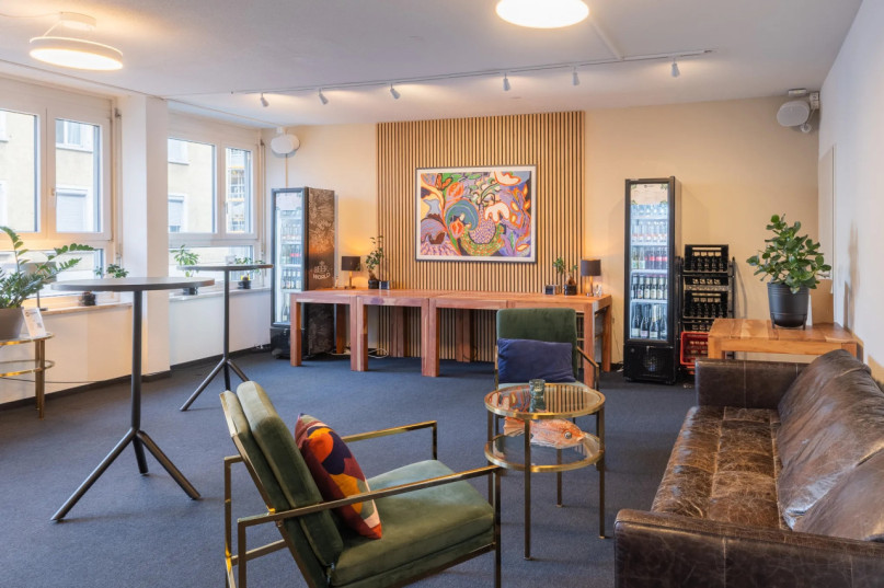 plush74 vibrant city space 9