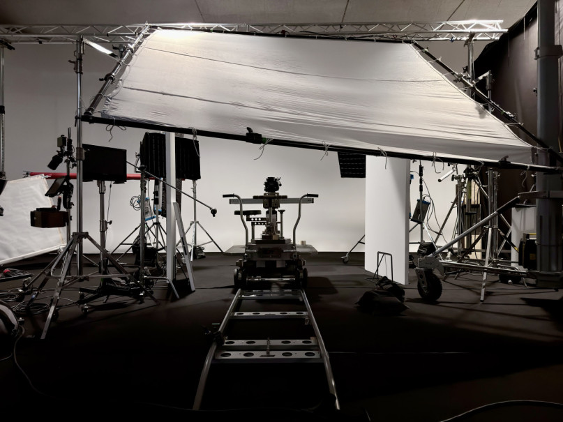 plush74 vibrant milan loft 19 (4)