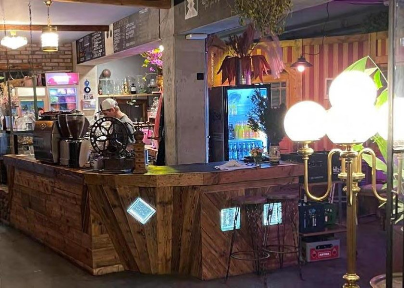 plush74 vintage haven cafe berlin 2(1)