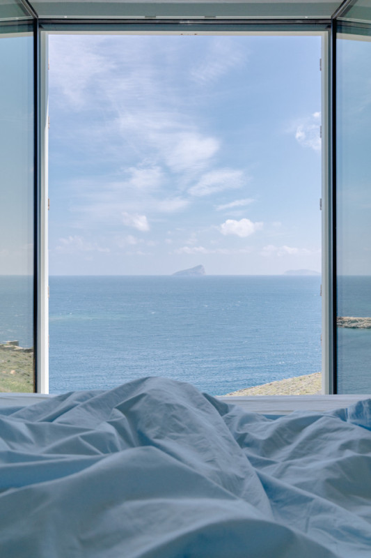 pluche74 witte kubussen op de egeïsche zee 17