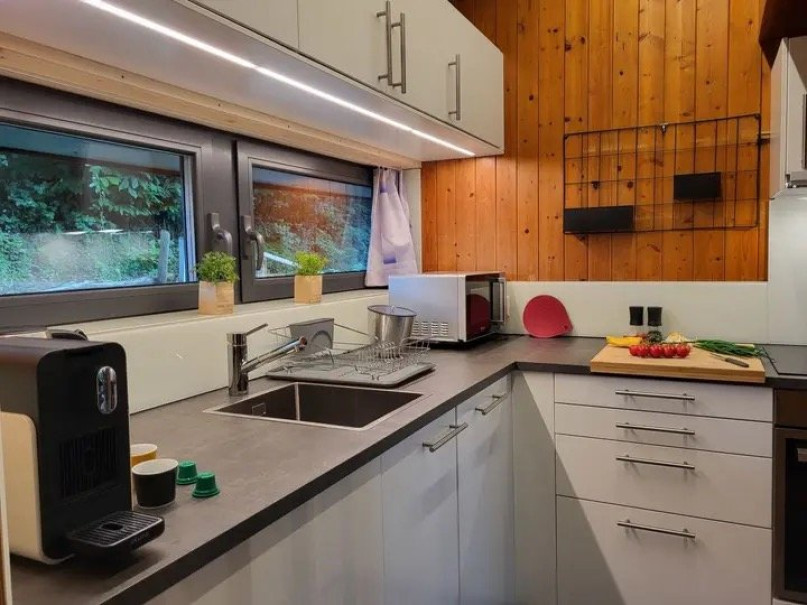 plush74 wooden cabin interior 1