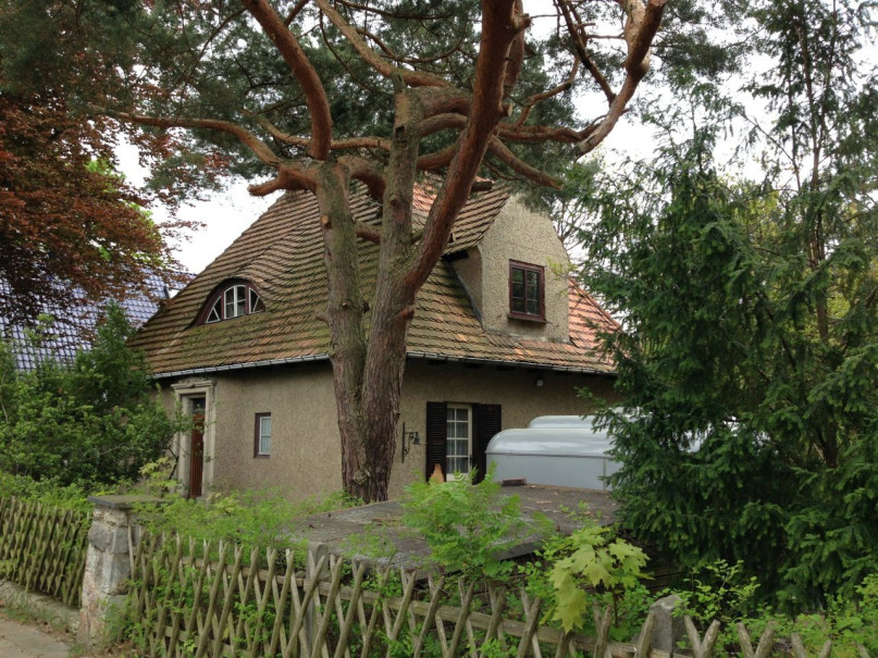 romantisches einfamilienhaus mit grossem garten omahaus 8