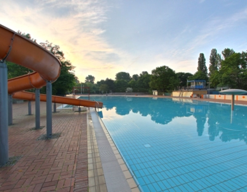 sommerbad kreuzberg 1