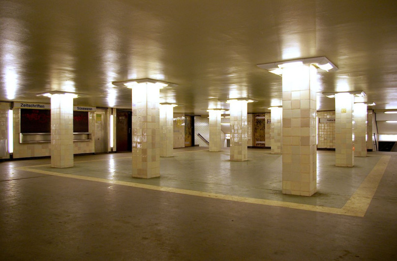 u bahnhof deutsche oper 9