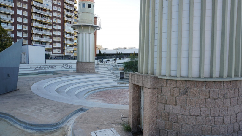 barcelonalocatieplush745jpeg1