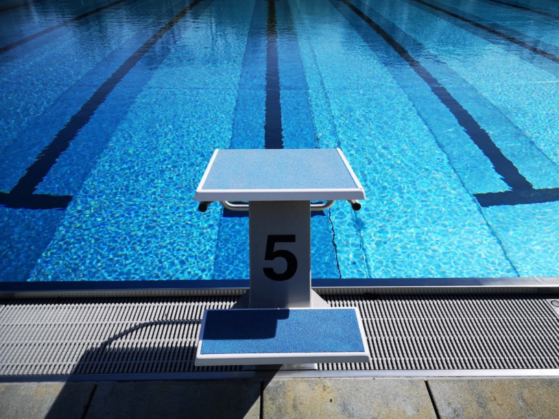 berlinlocationplush745jpeg11