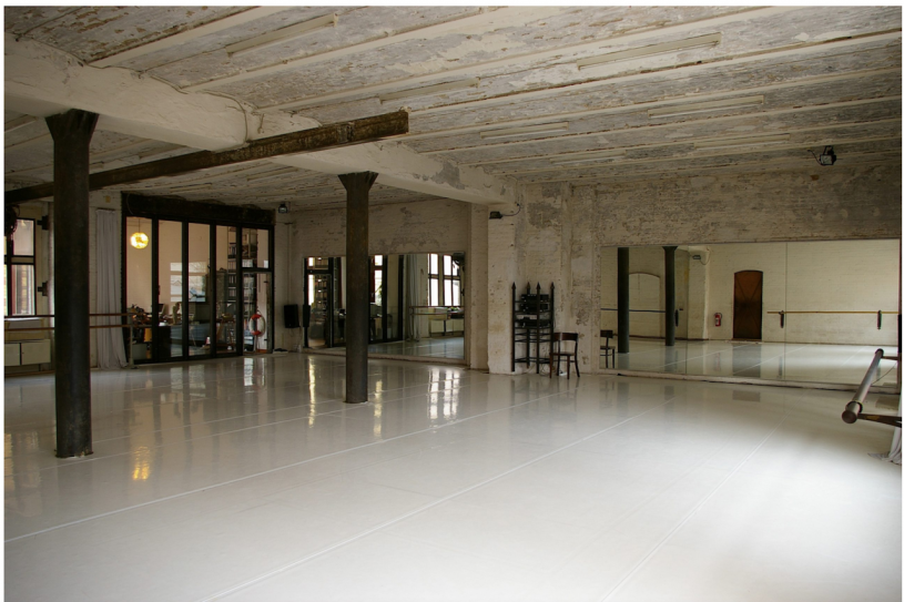 germania location segreta dancehall doc11 film riprese eventi berlino plush74 location 2