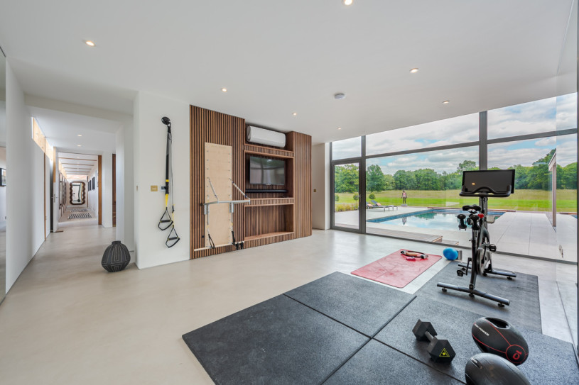 lux pool house new ph 2022 127