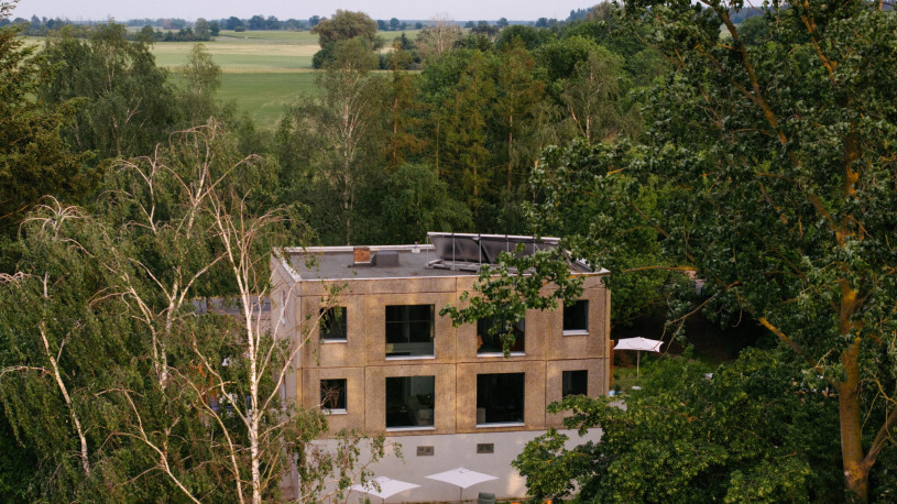 palais brut 32