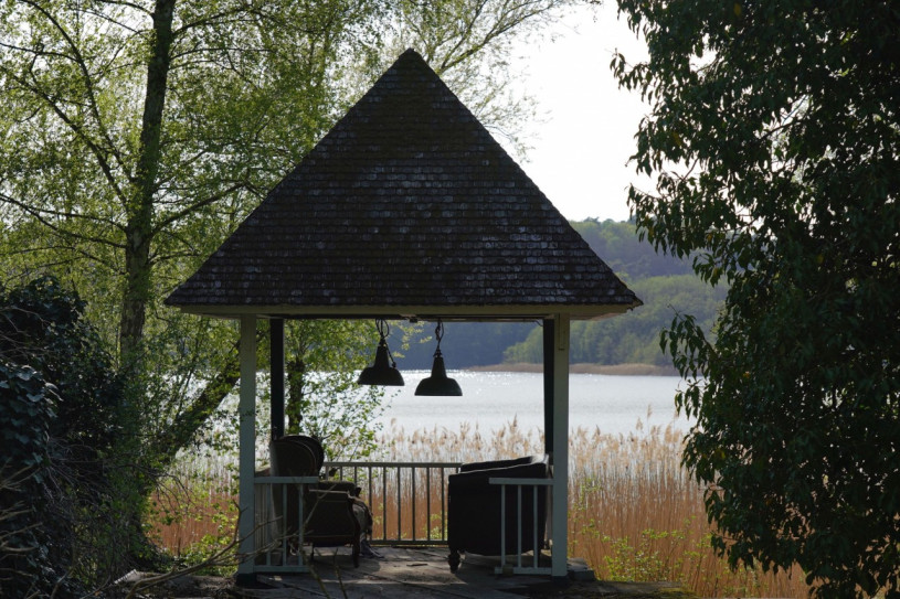 plus74 location villa am see countryside germany film photo3