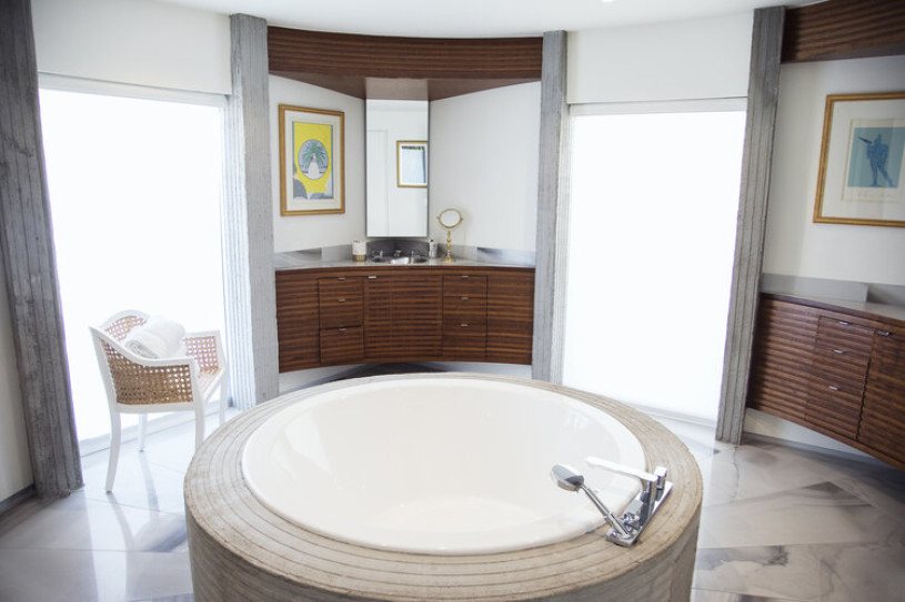 plus74 roundhouse vila usa west losangeles standort5