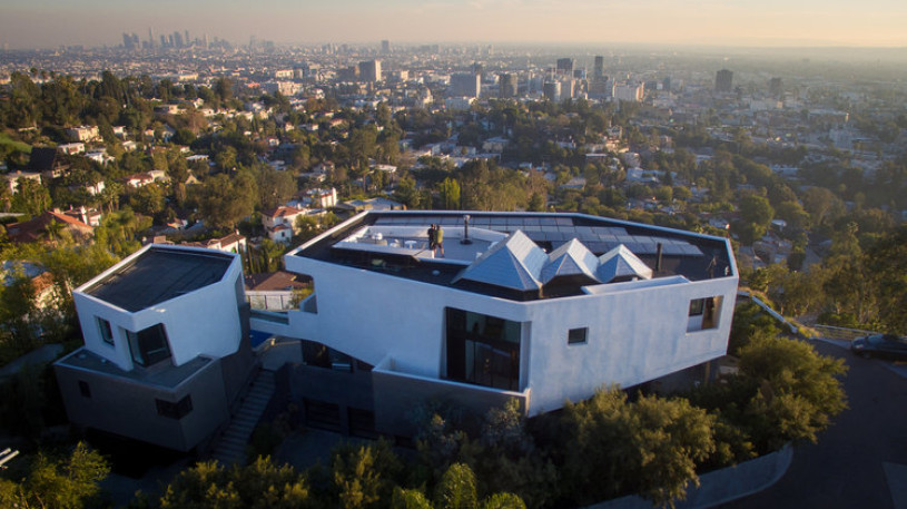 plus74 white vila usa la hollywood location36