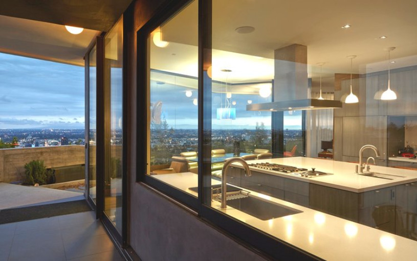 plus74 white vila usa la hollywood location56