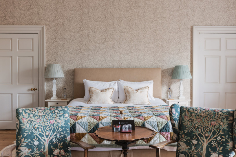 plush 74 birkhill castle 101411 45