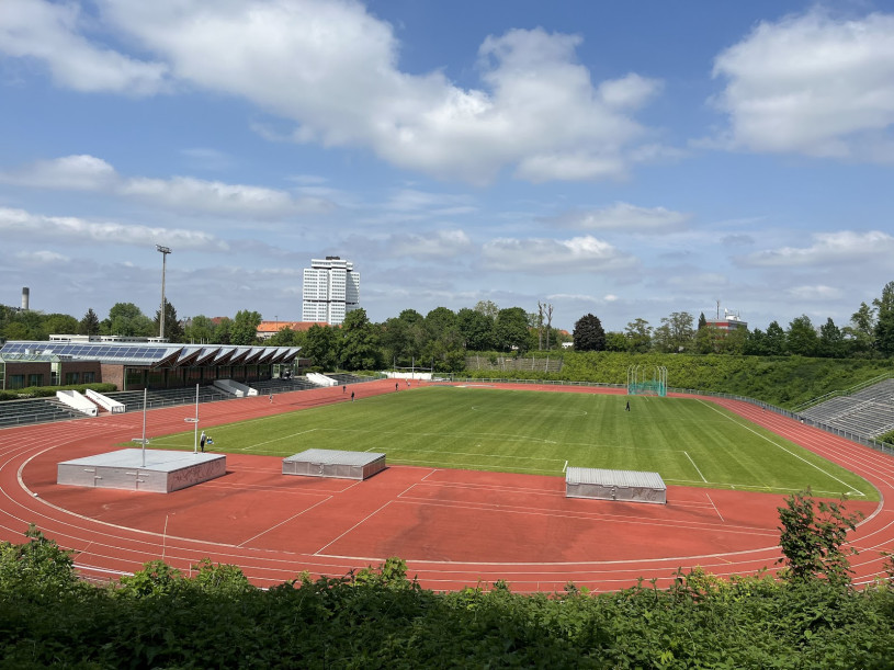 plush 74 stadium 08 104432 01