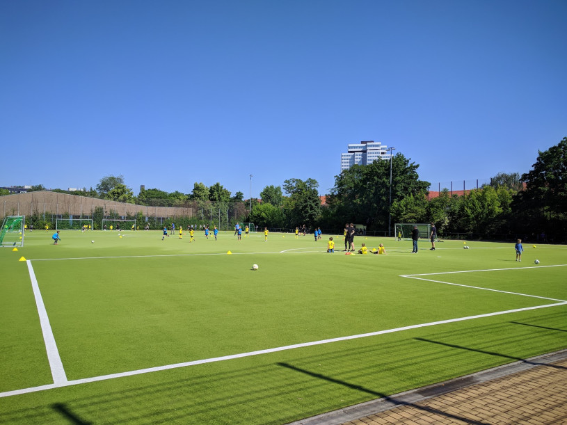 plush 74 stadium 08 104432 02