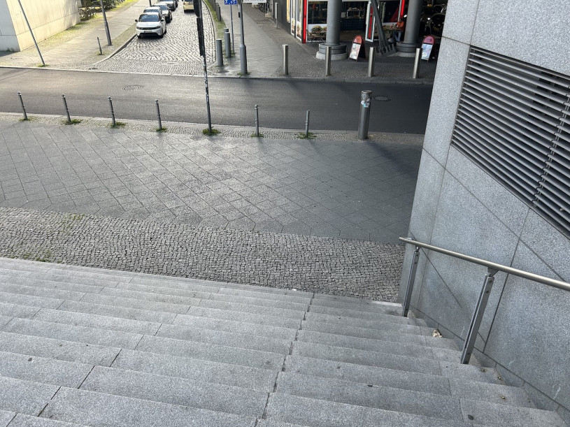 plush74 17 berlin hauptbahnhof 24