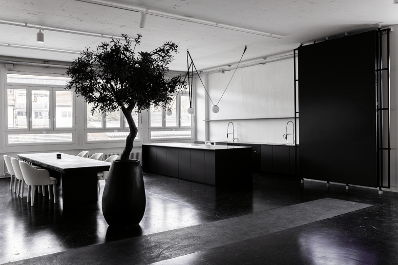 plush74 kunst galerie studio loft zürich 2