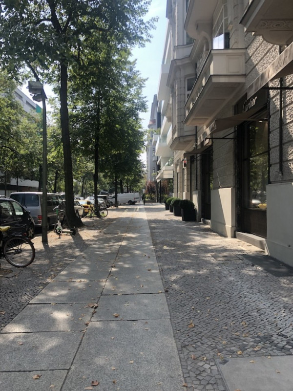 peluche74 berlino street scouting servizio moderno film agenzia fotografica 12