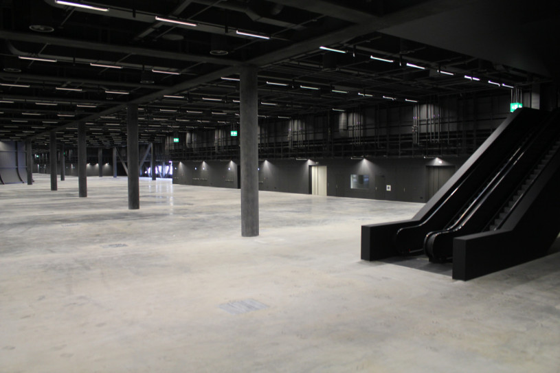 plush74 black fair venue basel 5