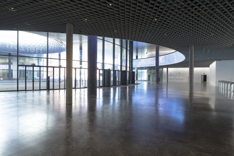 plush74 black fair venue basel 6