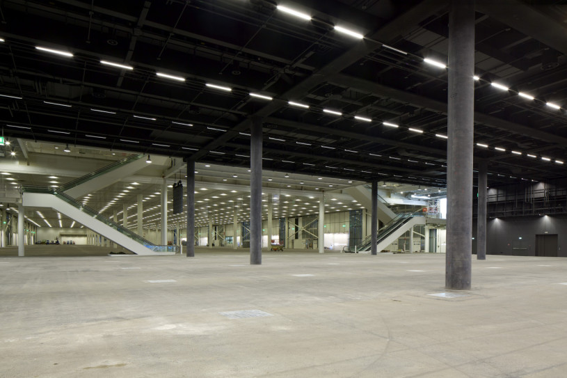 plush74 black fair venue basel 9