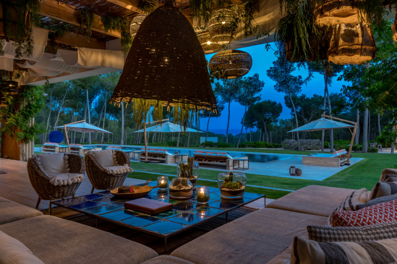 plush74 boundless nature villa 70