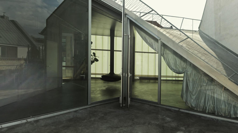 peluche74 spazio sanitario brutalista berlino 4