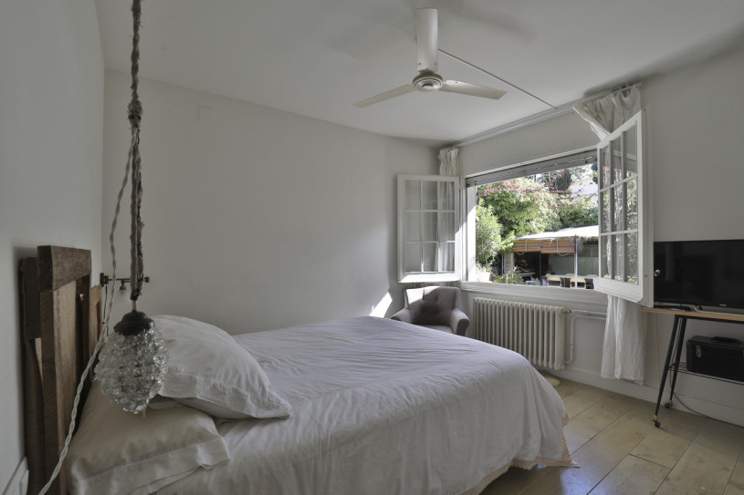 plush74 casa gretzky1 1