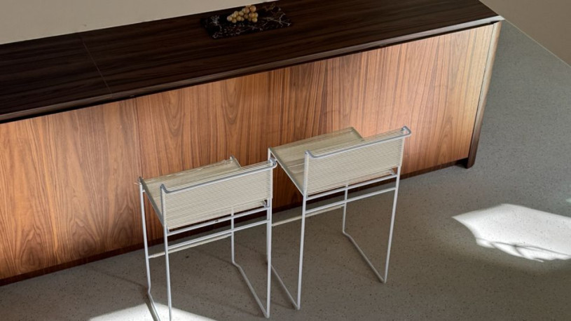 plush74 cinematic mid century designer retreat with garden views 13