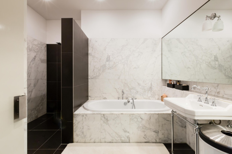 plush74 classic canal house amsterdam 1 (1)