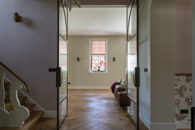 plush74 bunte Familienvilla overveen 19