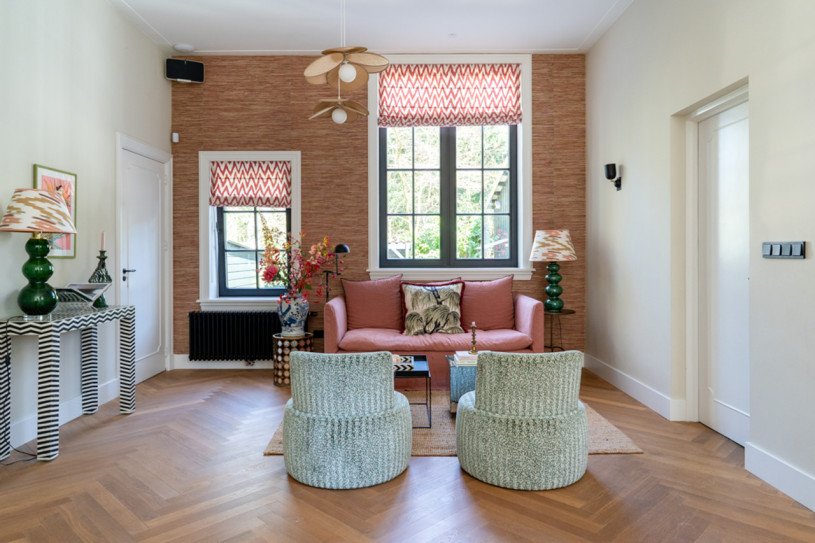 plush74 bunte Familienvilla overveen 24