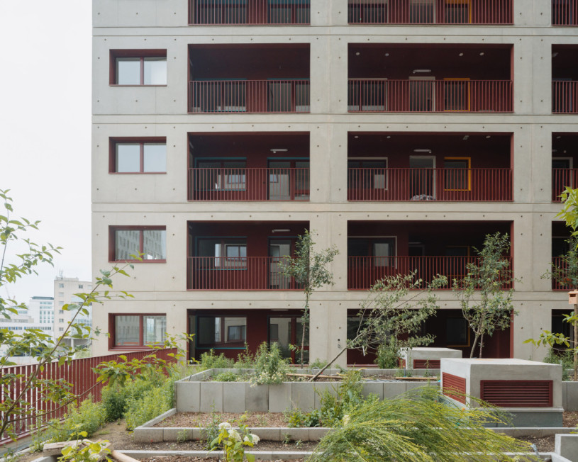 plush74 colourful brutalist housing paris 30