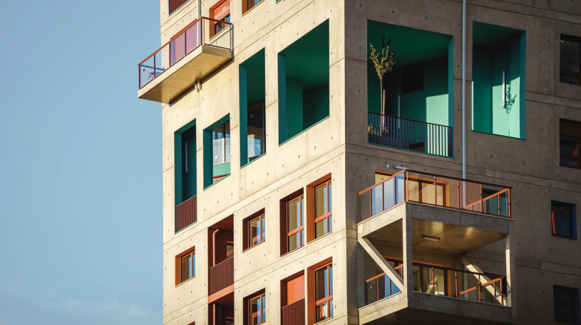 plush74 colourful brutalist housing paris 4