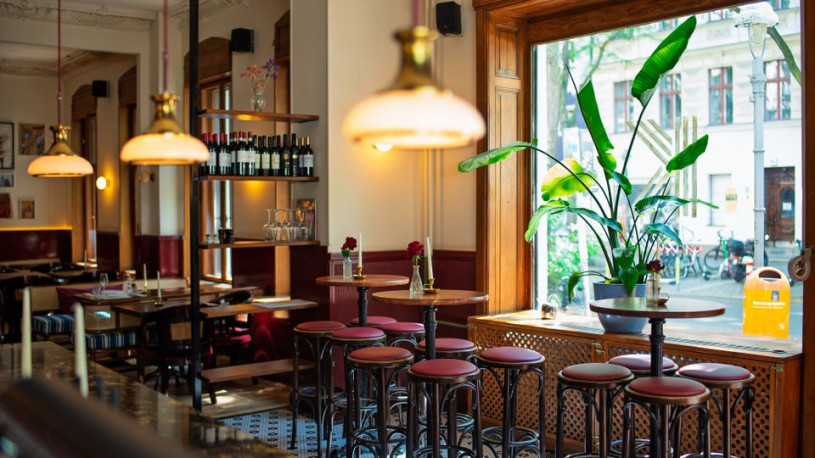 plush74 corner restaurant berlin kreuzberg 6