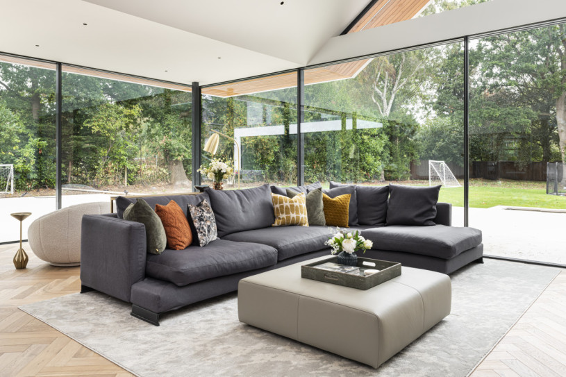 plush74 esher location house 2