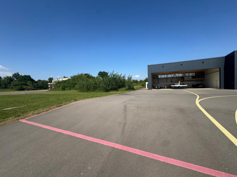 plush74 event photo film location germany speyer airfield hangar 1