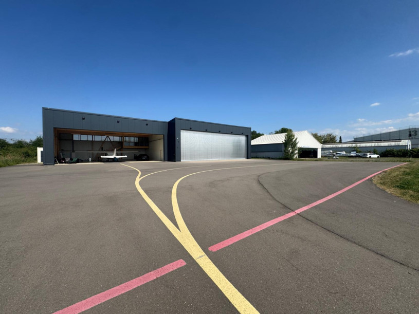 plush74 event photo film location germany speyer airfield hangar 2