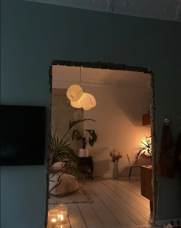 felpa74 pelicula foto evento lugar berlin alemania apartamento 10