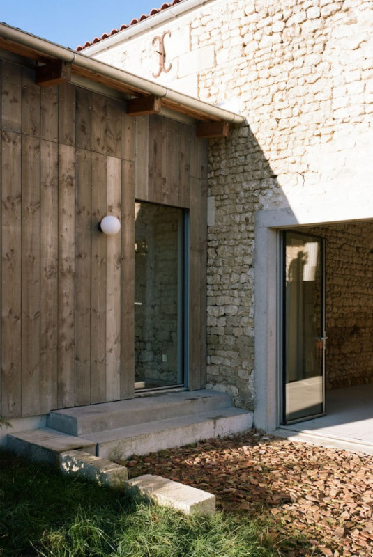 plush74 film photo event location france charente modern country house 11