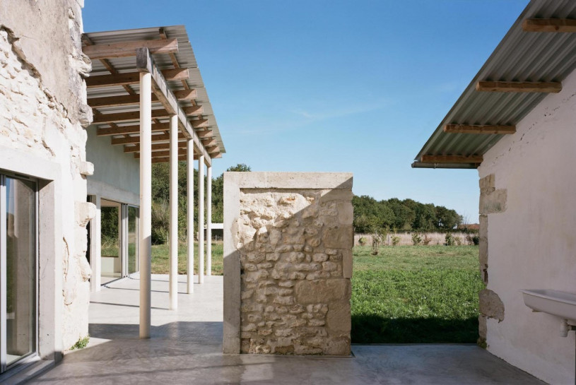 plush74 film photo event location france charente modern country house 16