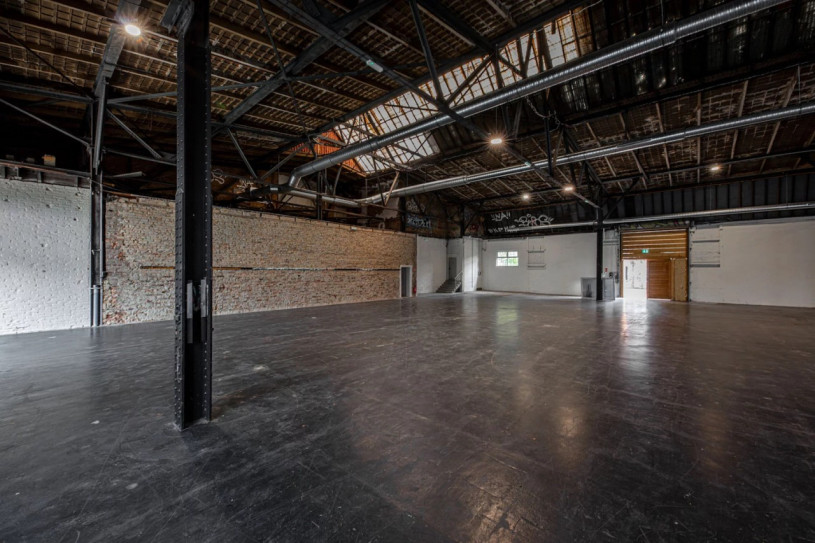 peluche74 película foto lugar del evento alemania berlín pabellón industrial 7