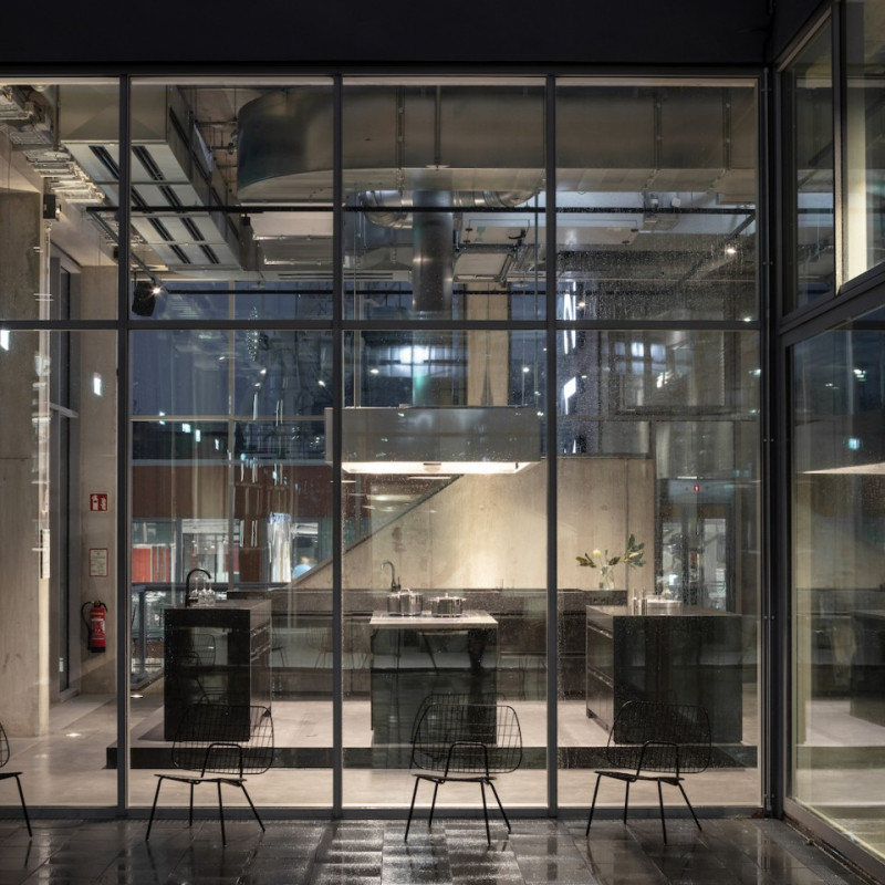 plush74 film foto evento location germania munich rooftop cucina sport suite 7